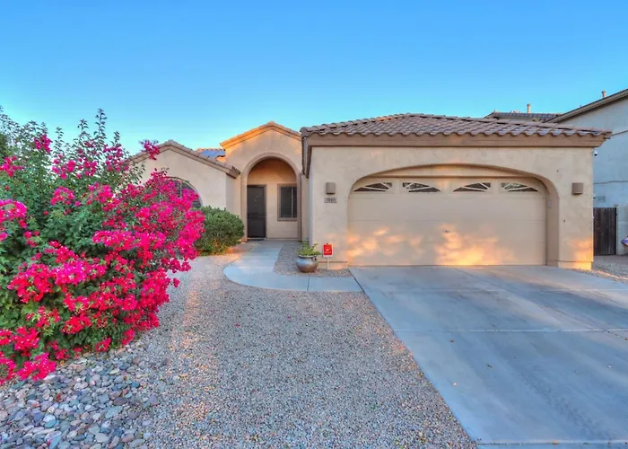 Pet Friendly 3br 2ba Private Optional Heated Pool Bbq Grill Golf Clubs Close To Park *