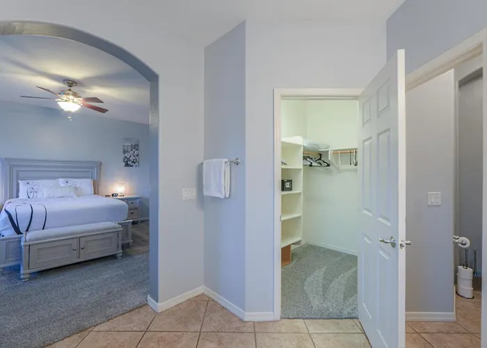 Pet Friendly 3br 2ba Private Optional Heated Pool Bbq Grill Golf Clubs Close To Park *