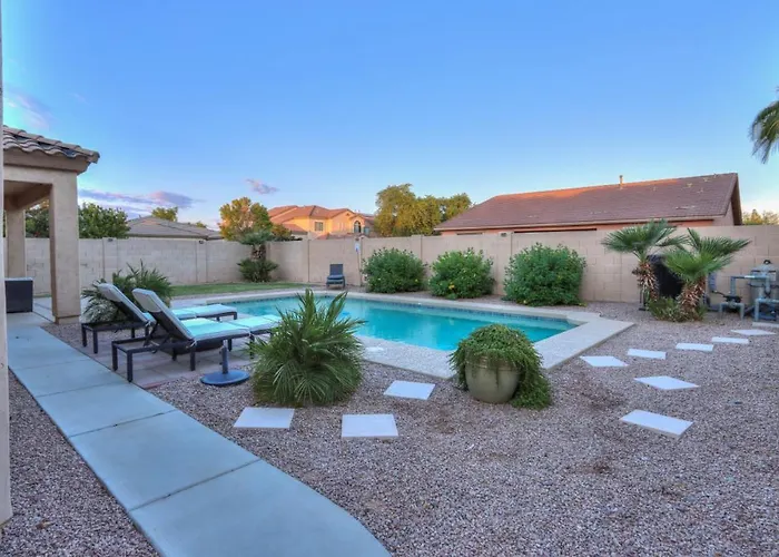 Pet Friendly 3br 2ba Private Optional Heated Pool Bbq Grill Golf Clubs Close To Park Casa Grande