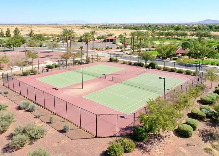 Pet Friendly 3br 2ba Private Optional Heated Pool Bbq Grill Golf Clubs Close To Park Сasa de vacaciones *