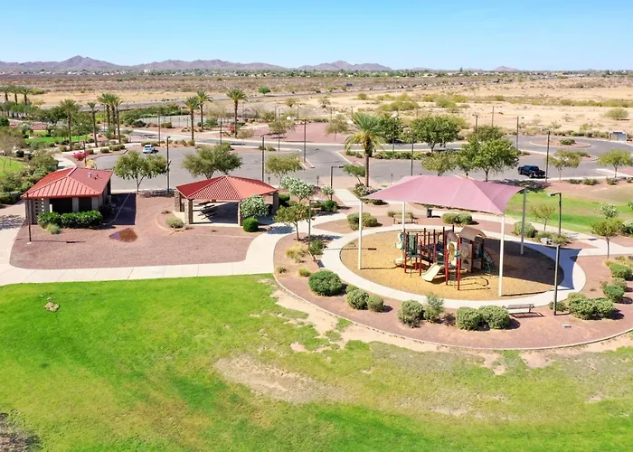 Pet Friendly 3br 2ba Private Optional Heated Pool Bbq Grill Golf Clubs Close To Park Casa Grande